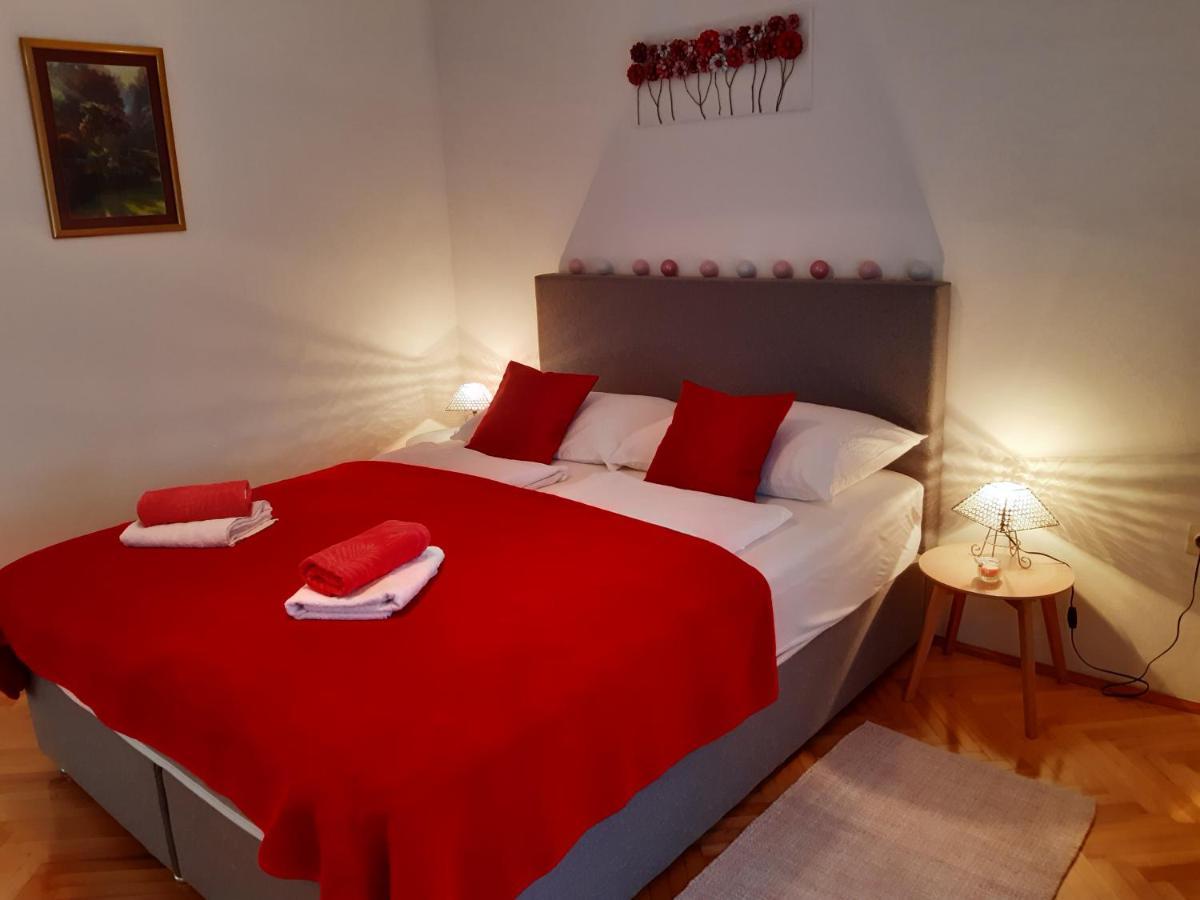 Apartment Jardin With Free Cowered Parking Zadar Exterior photo